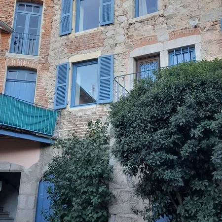 Logement T3 dans le bourg de Renaison 