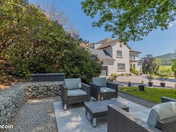 Villa 11 pièces 600 m² 