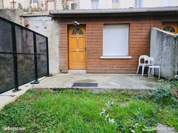 Magnifique studio proche de la gare chateaucreux 