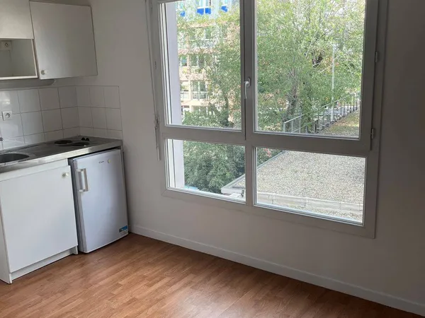 Studio 1 pièce 18 m² 