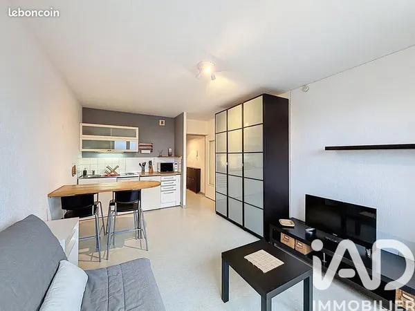 Studio 1 pièce 26 m² 