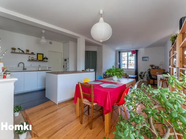 Appartement T3 de 69m² sur Bordeaux 