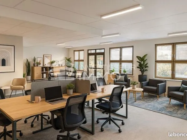 Bureau 147 m² 