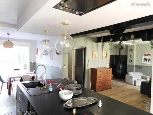 Maison 7 pièces 160 m² 