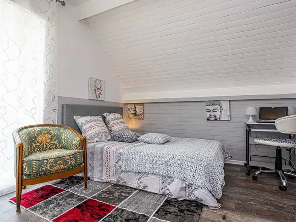 Studio 1 pièce 17 m² 