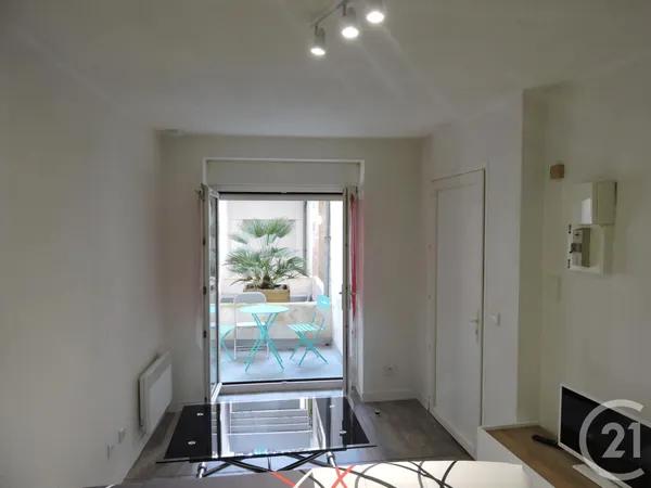 Appartement 1 pièce 16 m² 