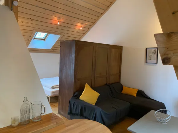Loue appartement meublé 