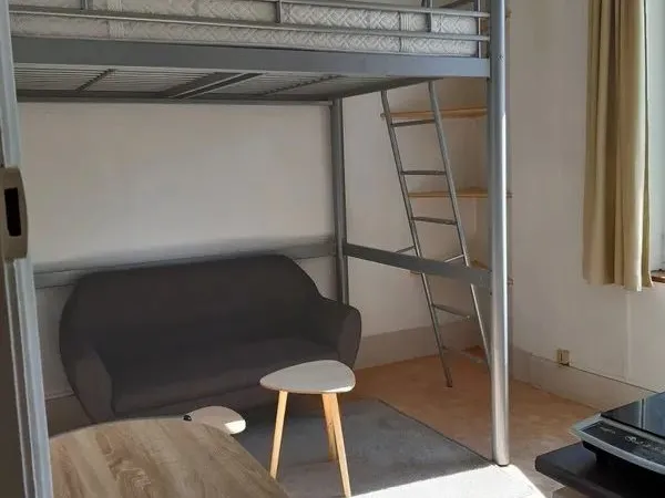 Studio 1 pièce 18 m² 