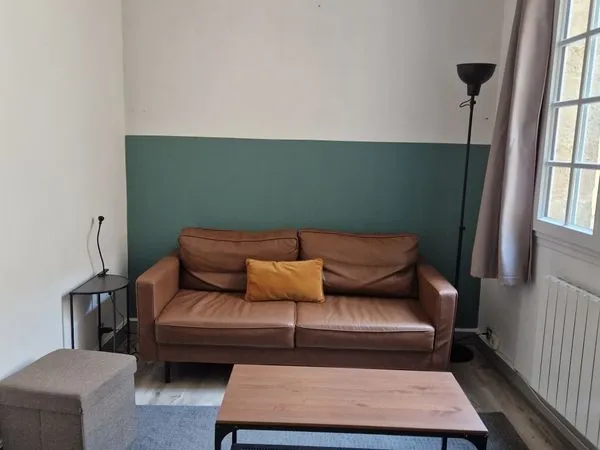 Appartement T2 - SAINT-MICHEL - TRAM AU PIED - SANS FRAIS 