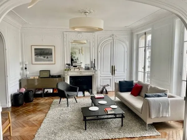 COURCELLES/PARC MONCEAU - A VENDRE APPARTEMENT 6 PIECES - CHARME DE L'ANCIEN 