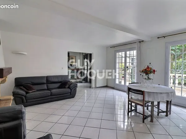 Maison 5 pièces 176 m² 