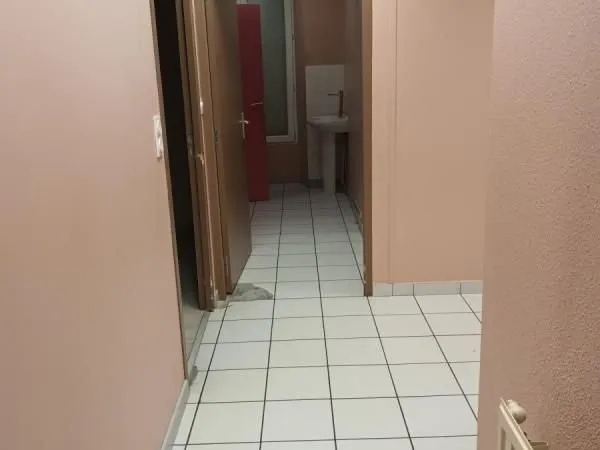 Local commercial 138 m²