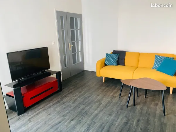 T2 Meublé Toulouse avec Balcon et Parking 