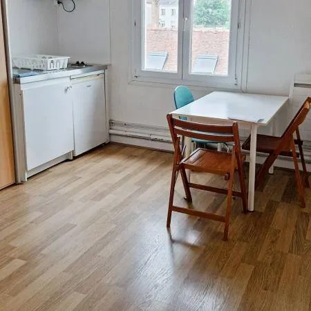 Appartement 1 pièce 16 m² 