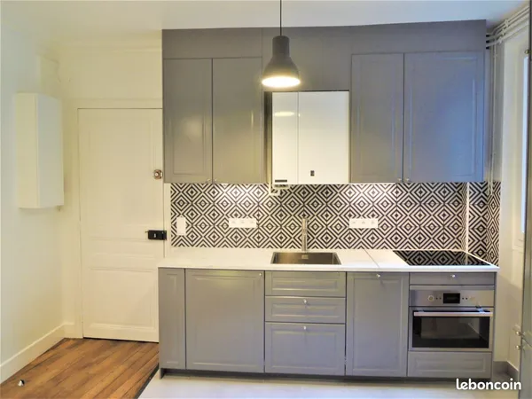 Location Apt 3p 64 m2 Paris 15E 