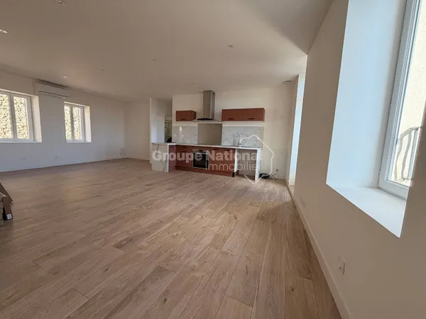 Triplex 4 pièces 80 m² 