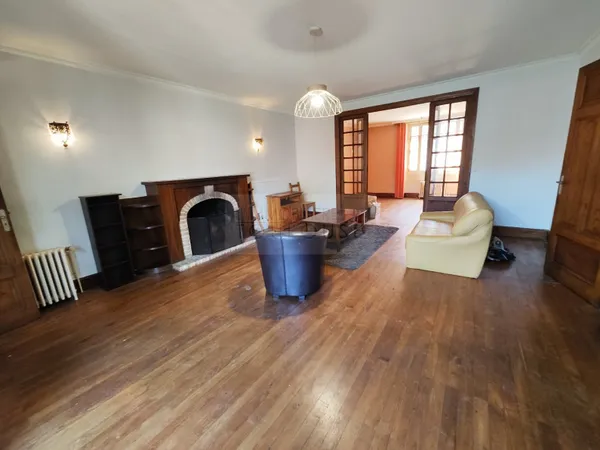 Ensemble immobilier 7 pièces 207 m² 