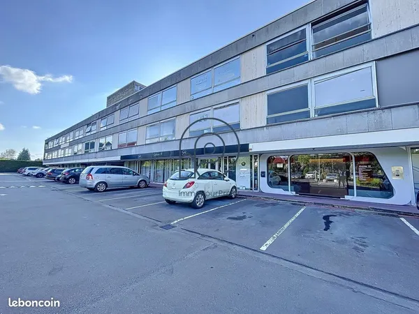 Bureaux 70 m² Croix 