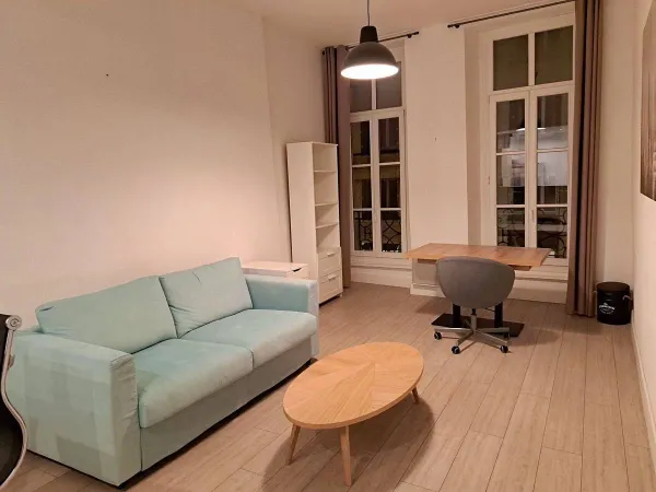 Loue appartement T2 Nantes hypercentre - 47m² 