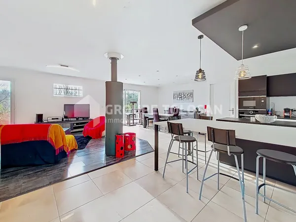 Maison 6 pièces 171 m² 