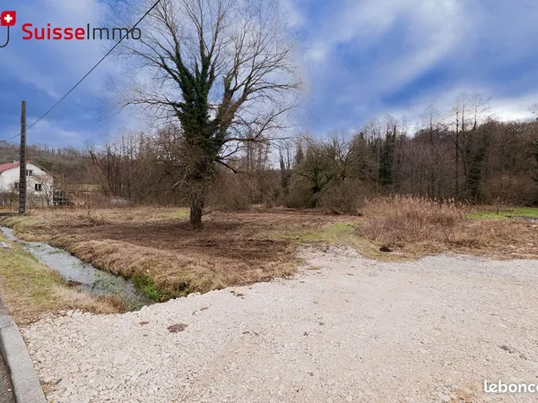 Terrain 807 m² ETOUVANS 