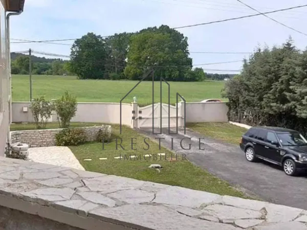 Maison 4 pièces 163 m² 