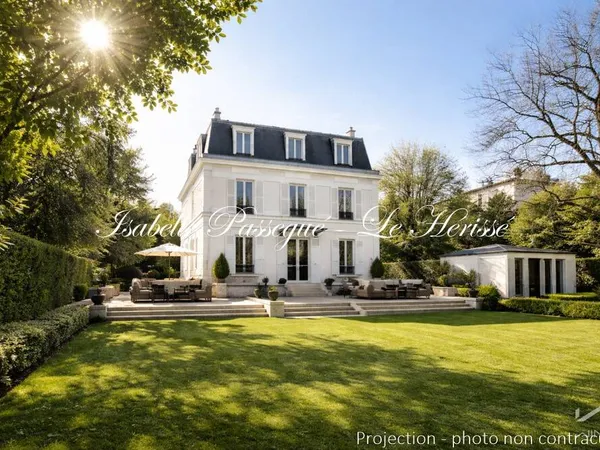 Maison 11 pièces 300 m² 