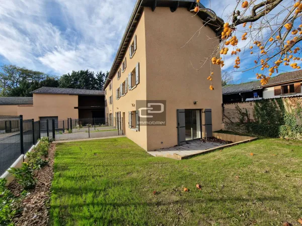 Triplex 4 pièces 75 m² 