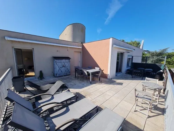 Appartement 1 pièce 84 m² 