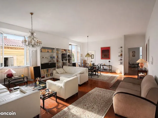 À vendre Appartement T3/4 avec grenier 92,85 m2 Loi Carrez + 9 m2 grenier 