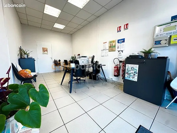 Local commercial 25 m² MIMIZAN 