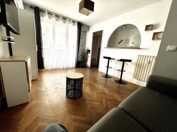 Appartement 1 pièce 28 m² 