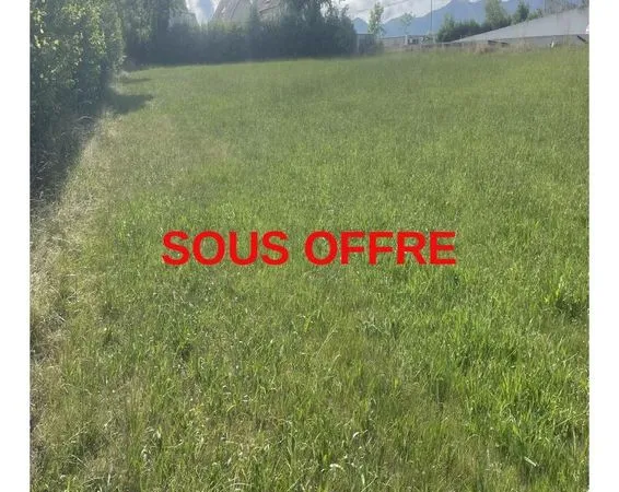 Terrain 2112 m² Lys 