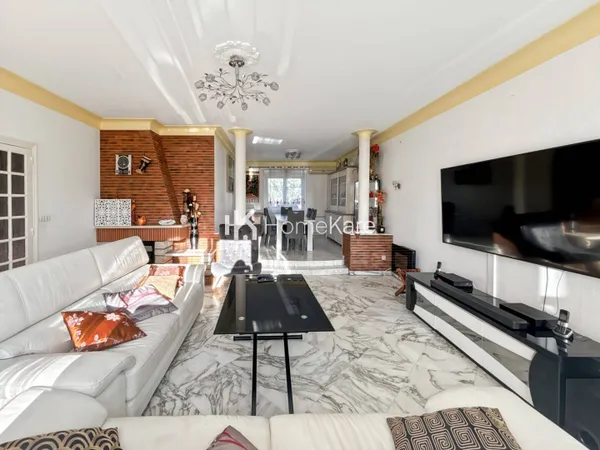 Maison 5 pièces 155 m² 