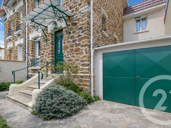 Maison 6 pièces 102 m² 