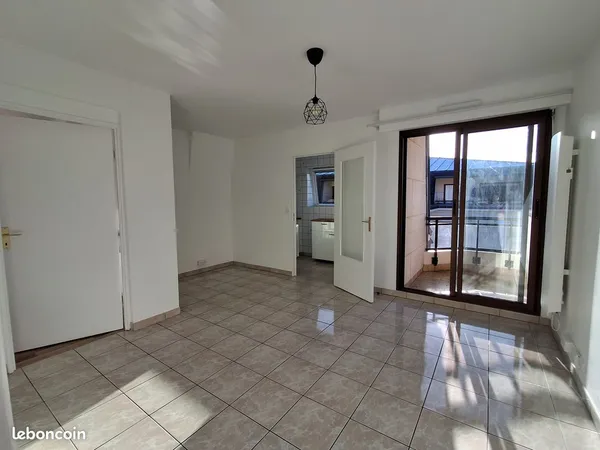 Particulier loue appartement 2 pièces au PERREUX-SUR-MARNE 