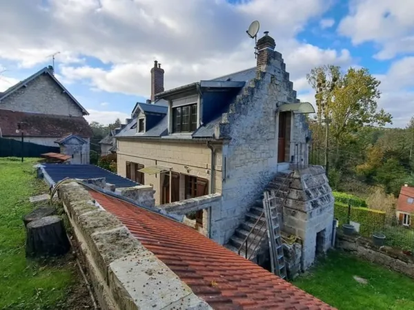 Maison à vendre 6 pièces (02) 