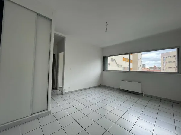Appartement 1 pièce 28 m² 