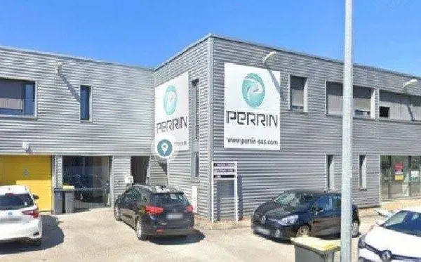 Bureau 207 m² 
