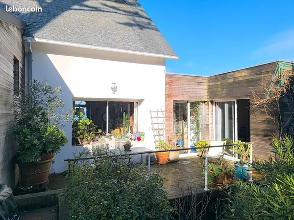 Maison 8 pièces 165 m² 