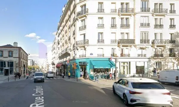 Local commercial 336 m² 
