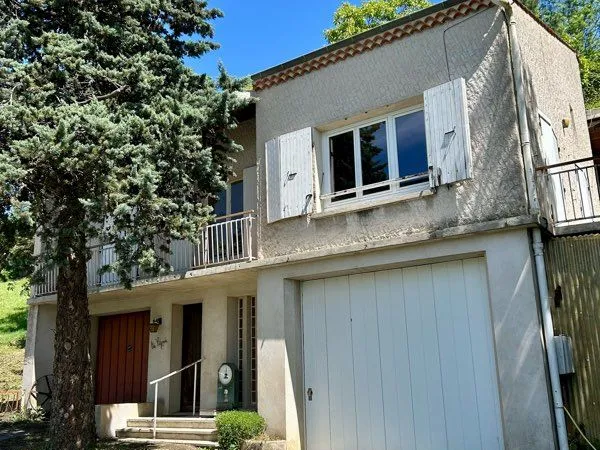 Maison individuelle au calme avec très belle vue 