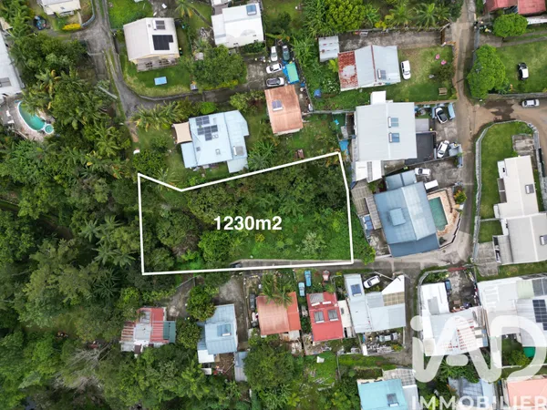 Terrain 1230 m² 
