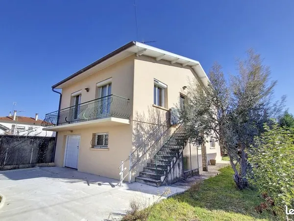 Maison 91 m² Agen 