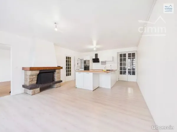 Maison 5 pièces 104 m² 