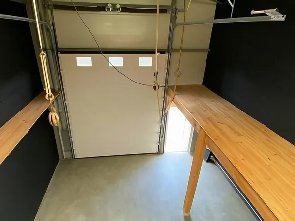 Local d'activité 115 m² 