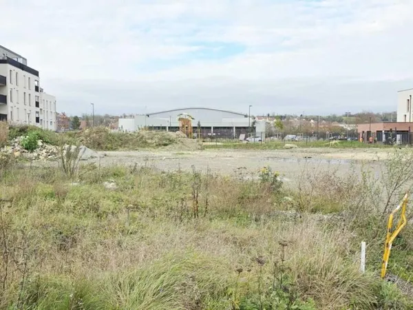 Terrain 1 956 m² Margny Les Compiegne 