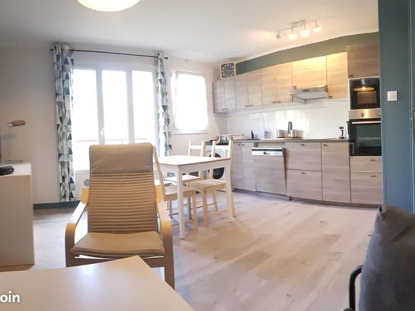 Appartement T4 pour 3 colocataires, quartier grands Boulevards 