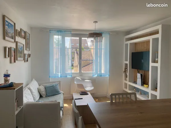 Appartement 3 chambres meublées 