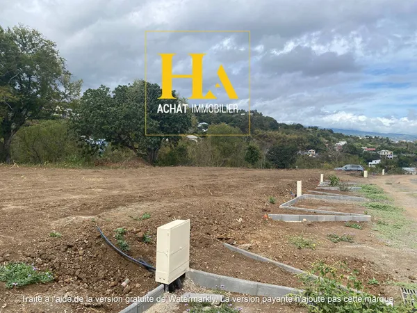 Terrain 366 m² 